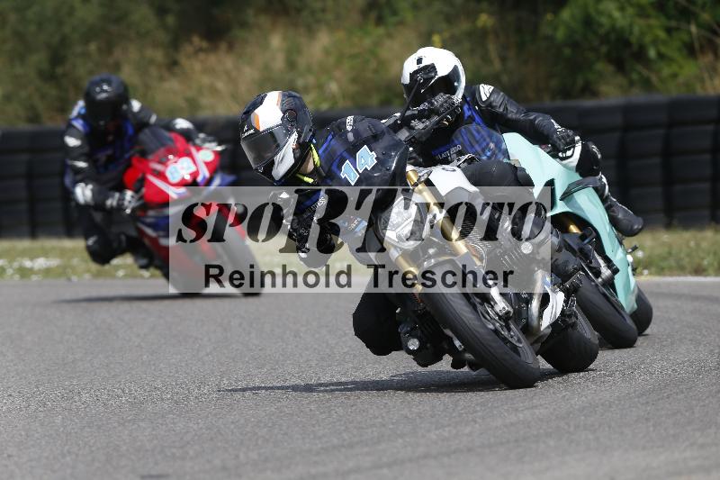 /30 23.06.2025 Get Faster Caremotion ADR/Rider Academy gruen/14